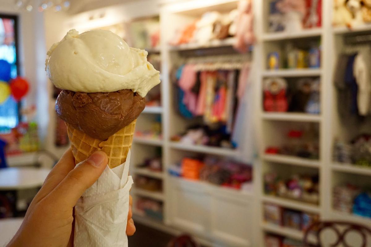 besticecreamnyc1200x800 A La Mode Shoppe